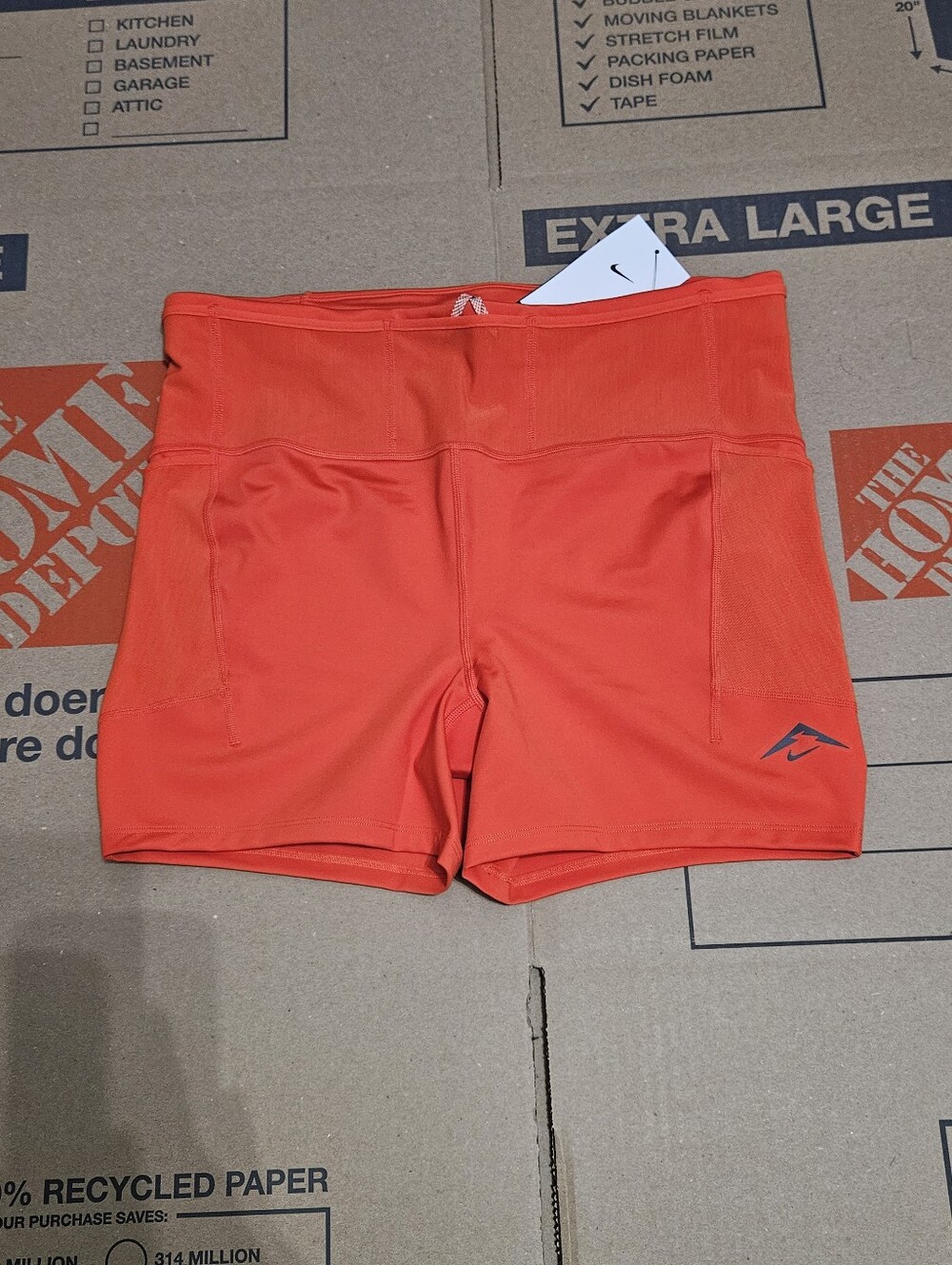 Nike Wmn Trail Dri Fit Hit Waisted Tight Running Shorts Picante Red